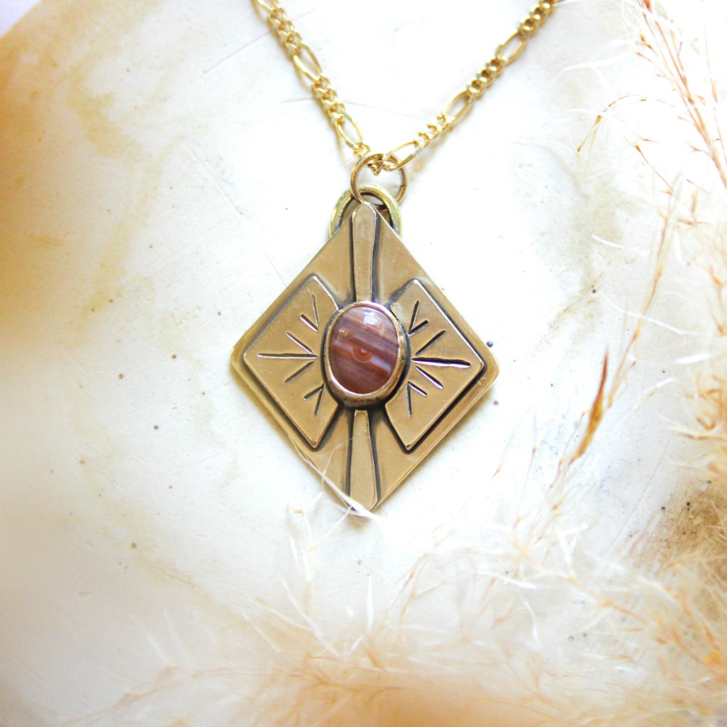 Ray Pendant - Agate